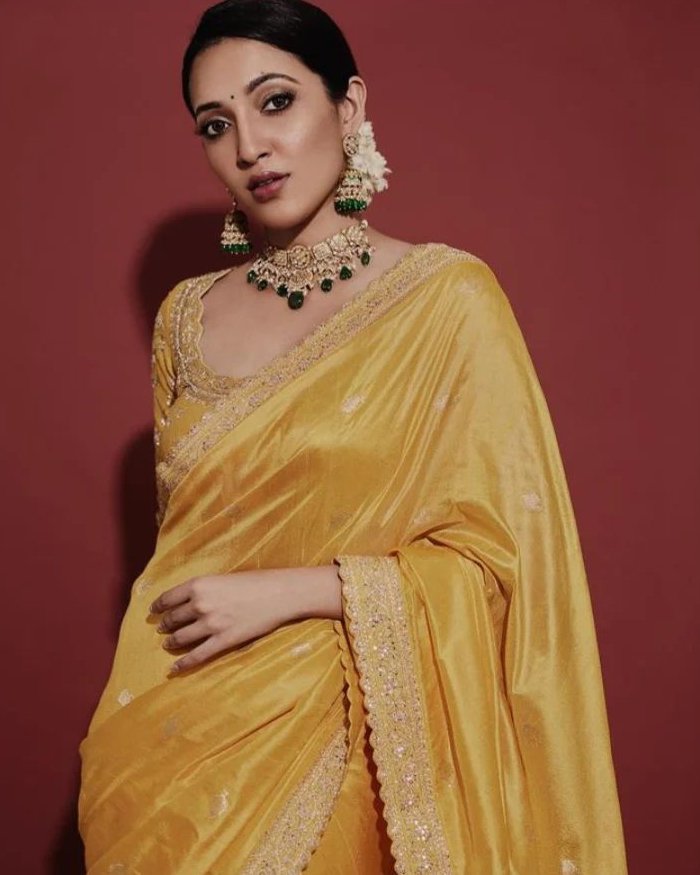neha shetty 6